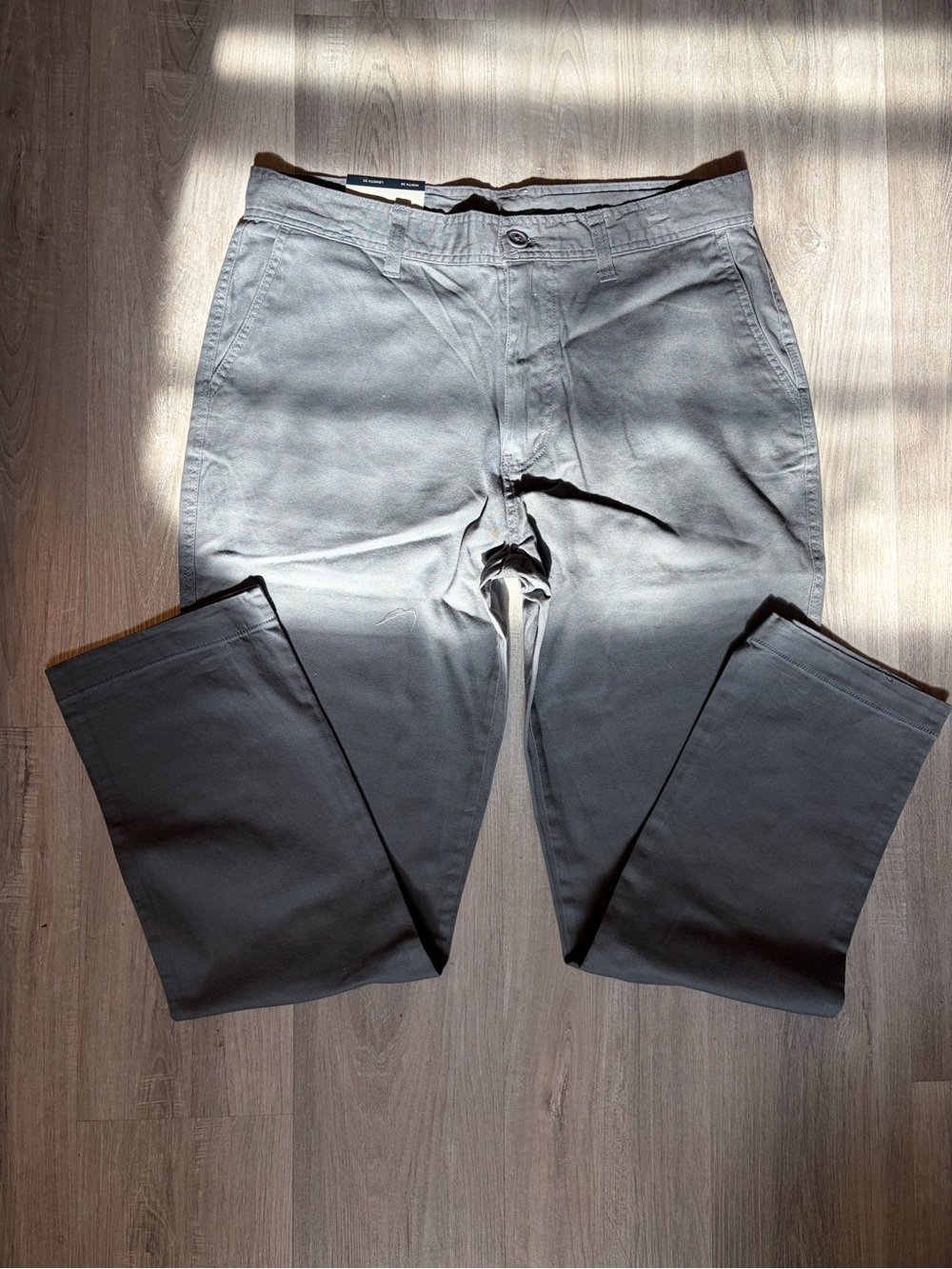 NWOT Men's Gray Chinos Casual Flat Front Pants